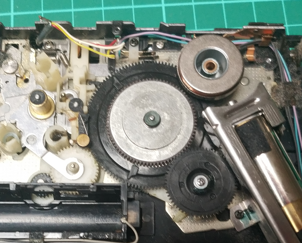 SONY WM-, DD ,DC2 ,D3 ,F5他センターギア - 3個セット Sony DD SONY WM-, DD ,DC2 ,D3 ,F5他センターギア - 3個セット Sony DD